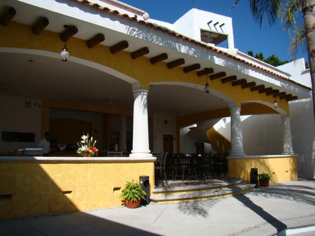 Hotel Canarios Cuernavaca Exterior photo